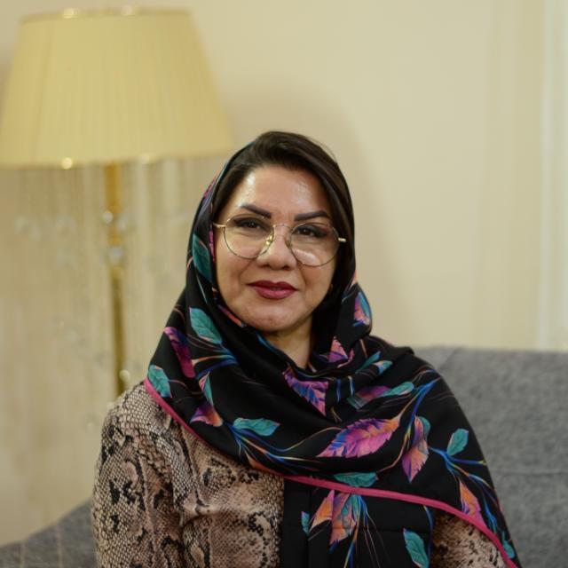افسانه مهدویان